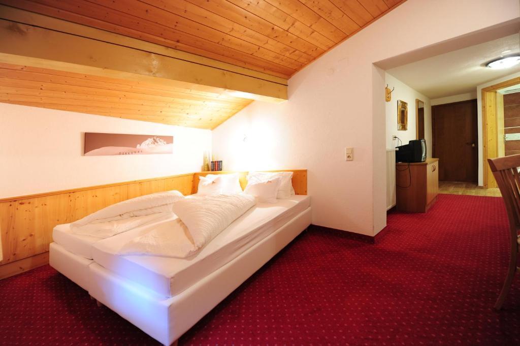Hotel Toni Galtuer Bilik gambar